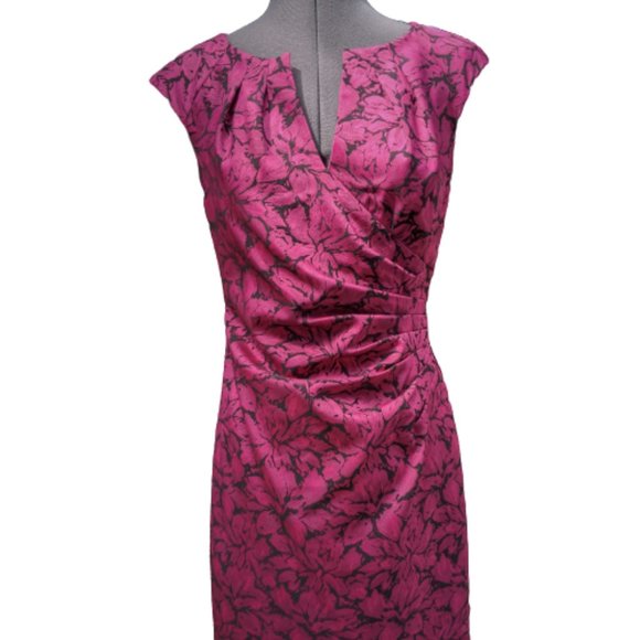 Adrianna Papell Dresses & Skirts - Adrianna Papell floral metallic sheath dress